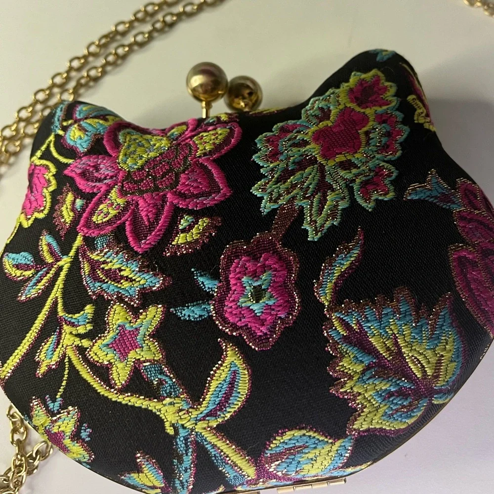 Betsey Johnson "Here Kitty Kitty" Floral Clutch Crossbody Purse MINT CONDITION! - Picture 2 of 5